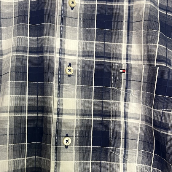 TOMMY HILFIGER button down shirt - Picture 6 of 6